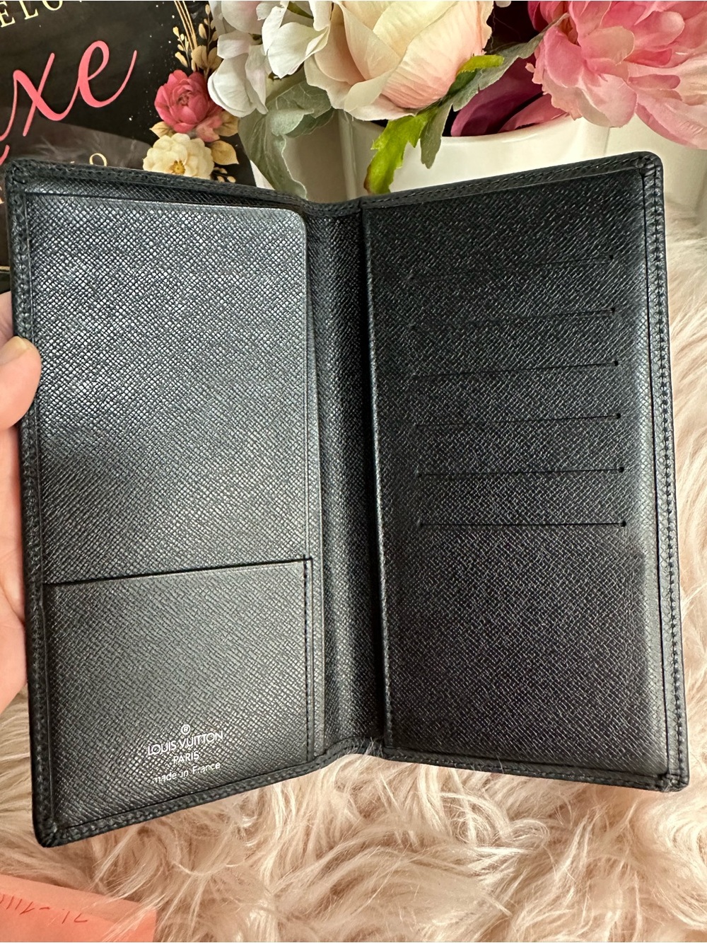 Authentic Louis Vuitton Black Textured Long Wallet with Debossed LV - Picture 3 of 7